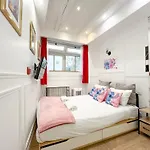 Apartmán Urban Flat 74 - Disneyland In